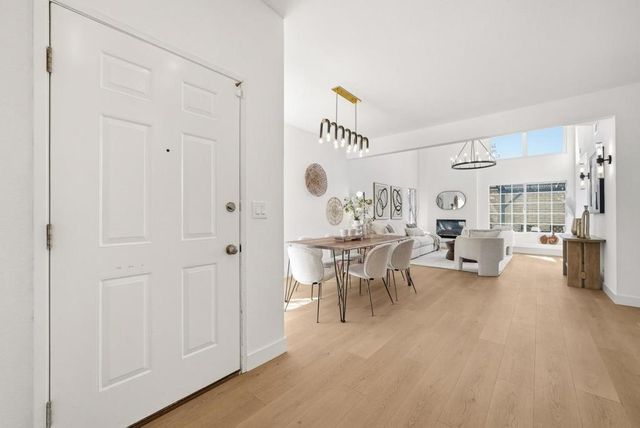 1153 Rosebriar Way, San Jose, CA 95131