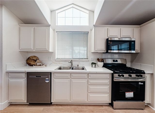 810 Eucalyptus Lane, Fountain Valley, CA 92708