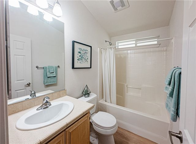 810 Eucalyptus Lane, Fountain Valley, CA 92708