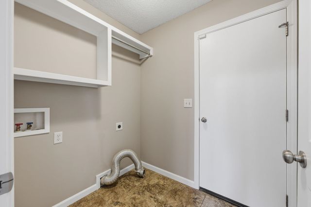 2030 E Brookstone St, Derby, KS 67037