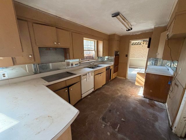 600 W 34th Ave, Pine Bluff, AR 71603