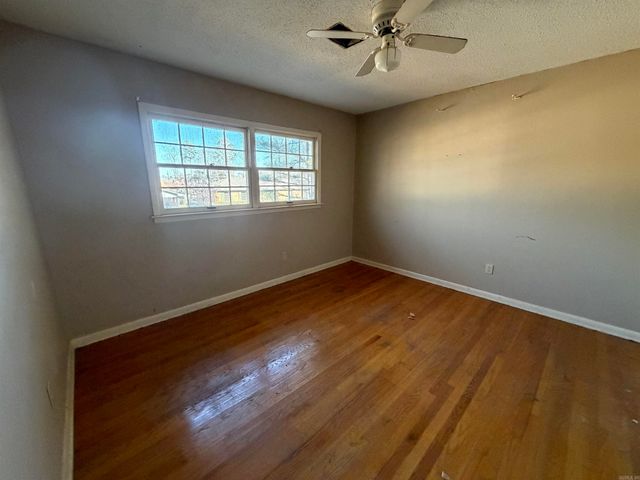 600 W 34th Ave, Pine Bluff, AR 71603