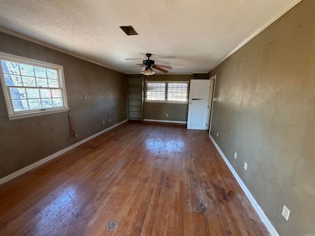 600 W 34th Ave, Pine Bluff, AR 71603