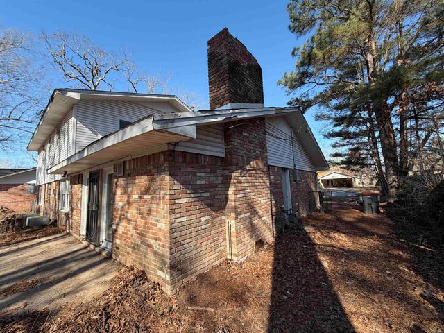 600 W 34th Ave, Pine Bluff, AR 71603