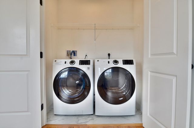 20B Crownshield 20B, Uxbridge, MA 01569
