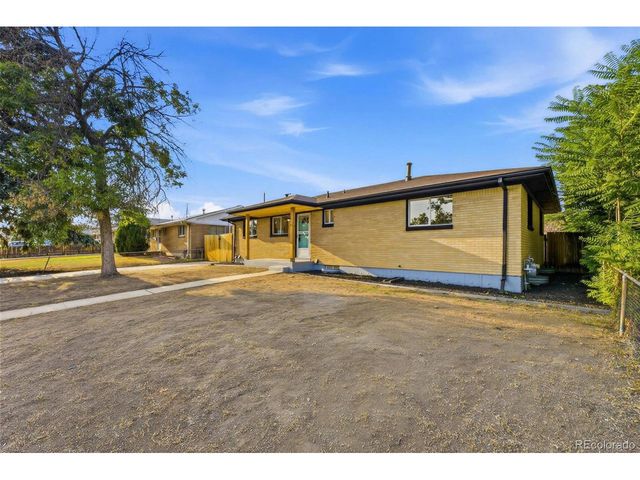 2725 Skyline Dr, Westminster, CO 80030