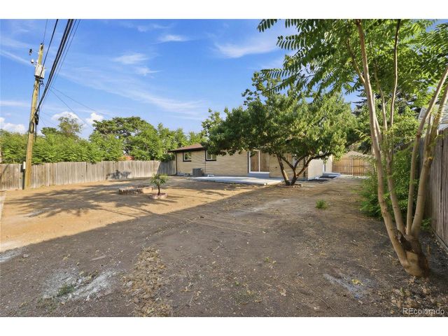 2725 Skyline Dr, Westminster, CO 80030