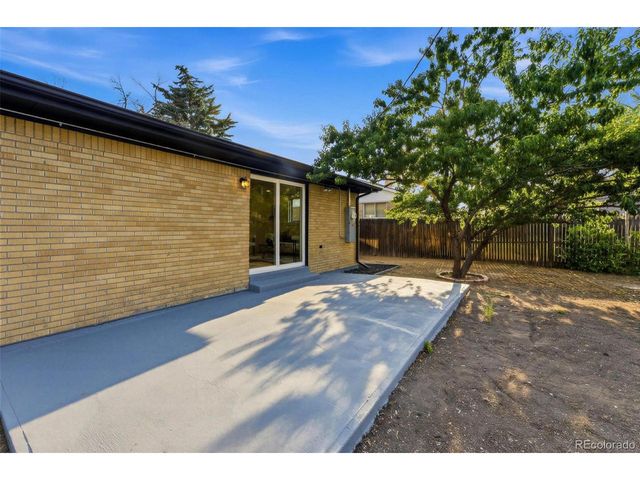 2725 Skyline Dr, Westminster, CO 80030