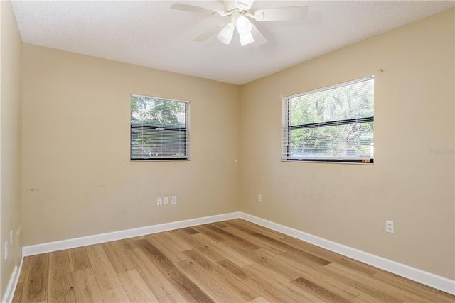 427 6TH AVENUE NE, Largo, FL 33770