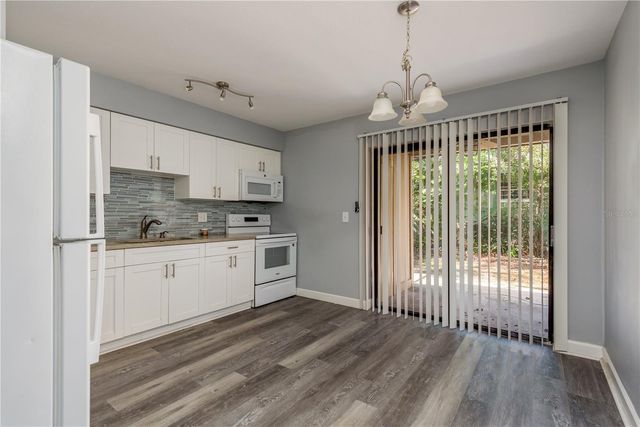 427 6TH AVENUE NE, Largo, FL 33770