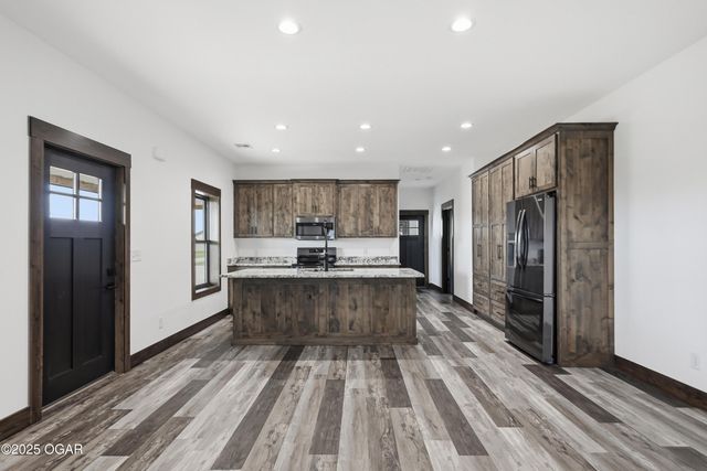 11982 Gaiety Lane, Carthage, MO 64836