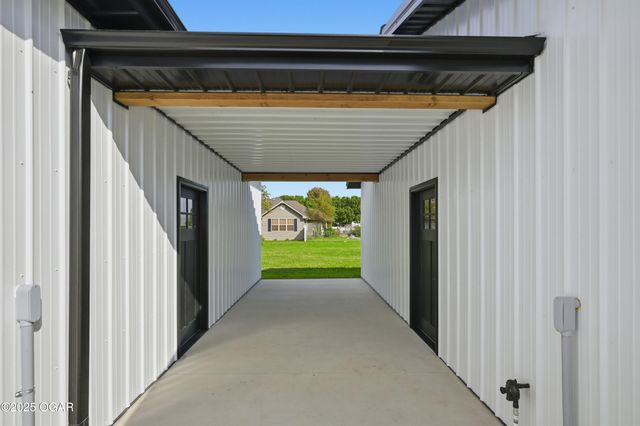 11982 Gaiety Lane, Carthage, MO 64836