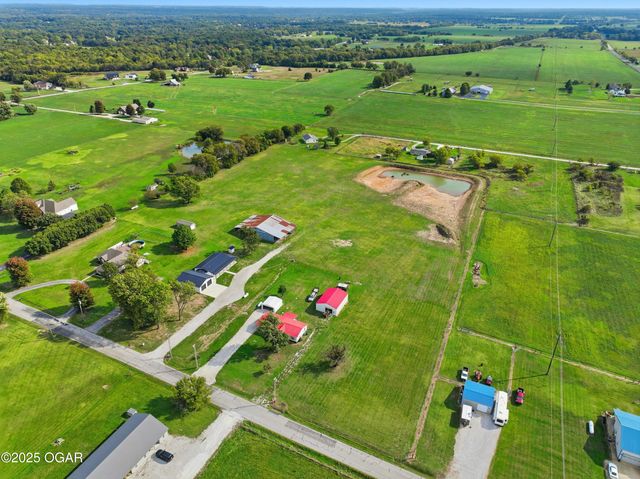 11982 Gaiety Lane, Carthage, MO 64836