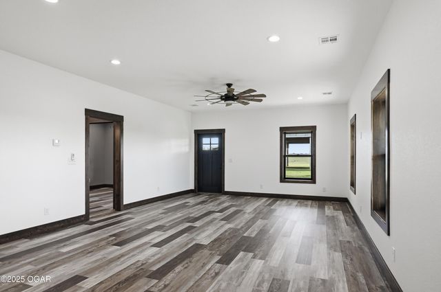 11982 Gaiety Lane, Carthage, MO 64836