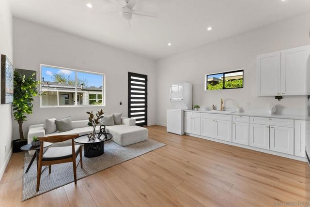 703 40th St, San Diego, CA 92102