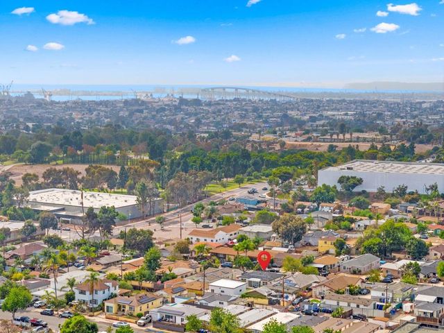 703 40th St, San Diego, CA 92102