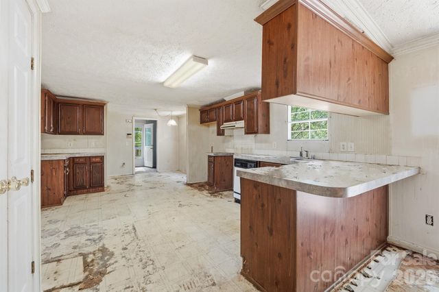 5793 Piedmont Road, Morganton, NC 28655