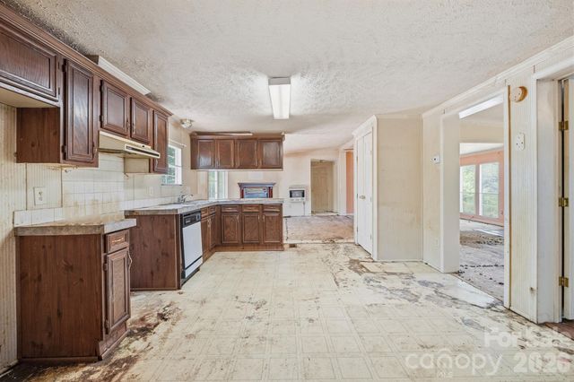 5793 Piedmont Road, Morganton, NC 28655