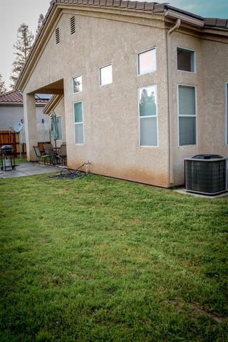 2027 E Eclipse Avenue, Fresno, CA 93720