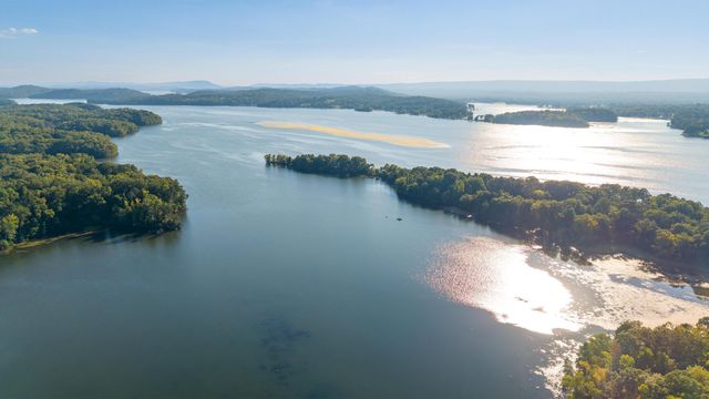 6003 Shirley Pond Road, Harrison, TN 37341