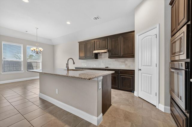 12400 Charter Creek Drive, Fort Worth, TX 76028