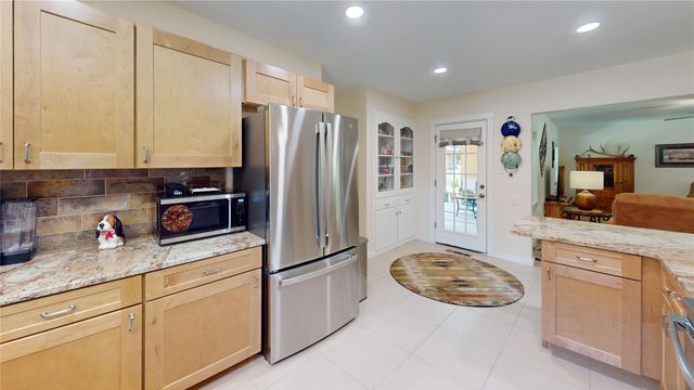 1404 S China, Brady, TX 76825