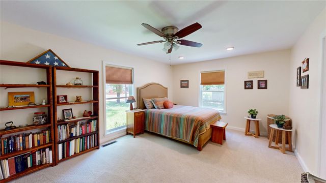 1404 S China, Brady, TX 76825