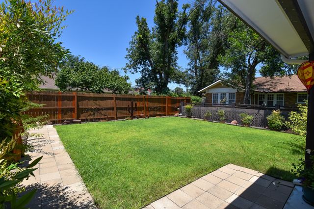 1404 S China, Brady, TX 76825