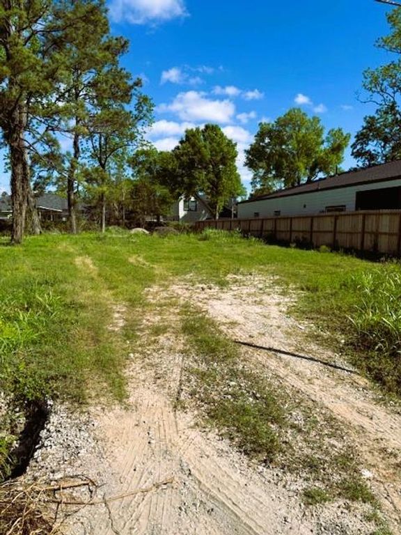 8105 Cabot Street, Houston, TX 77078