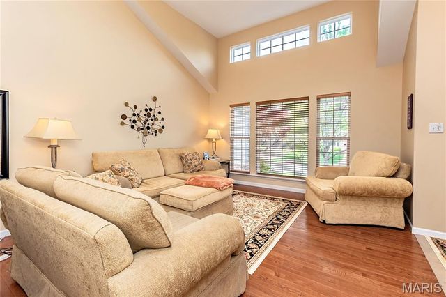 543 Coachgate Court, Ballwin, MO 63021