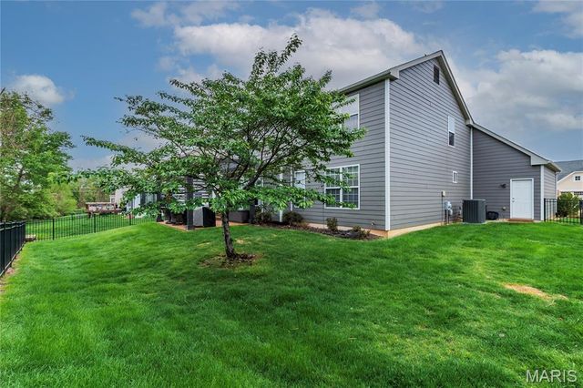 543 Coachgate Court, Ballwin, MO 63021