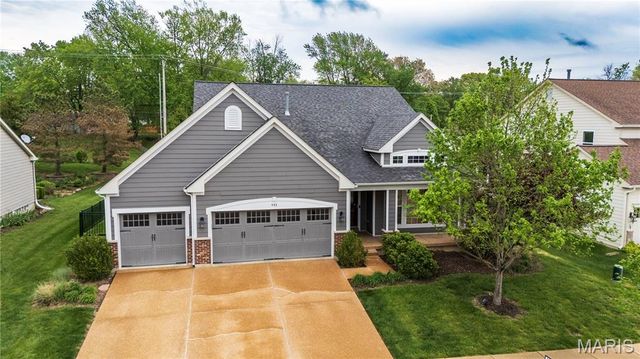 543 Coachgate Court, Ballwin, MO 63021