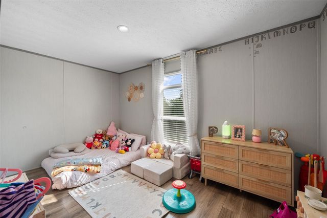 421 S Garitty Street, Frost, TX 76641
