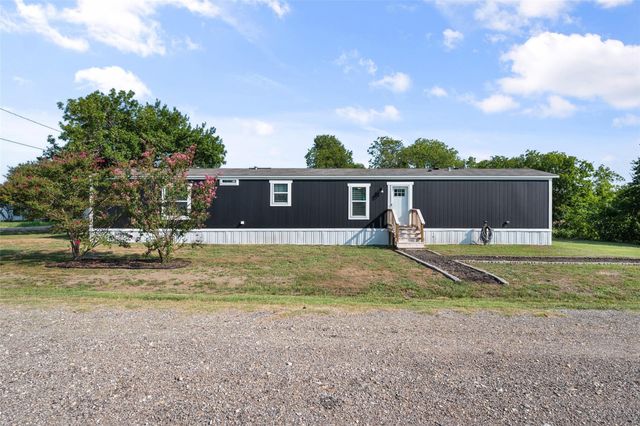 421 S Garitty Street, Frost, TX 76641