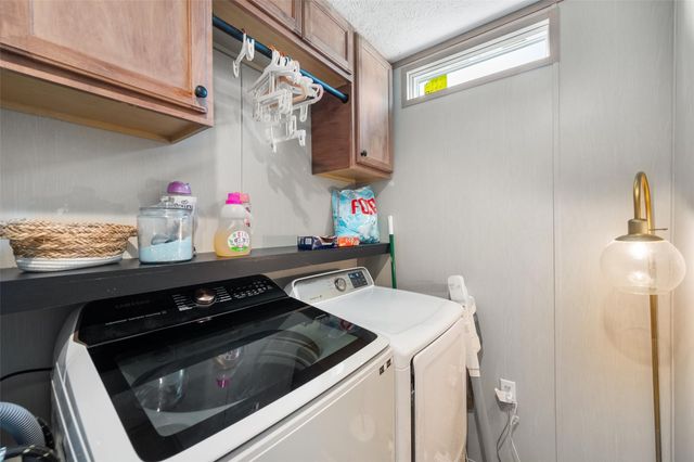 421 S Garitty Street, Frost, TX 76641