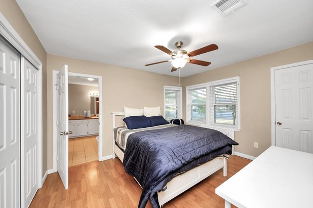 1215 Courtney Drive, Richmond, TX 77469