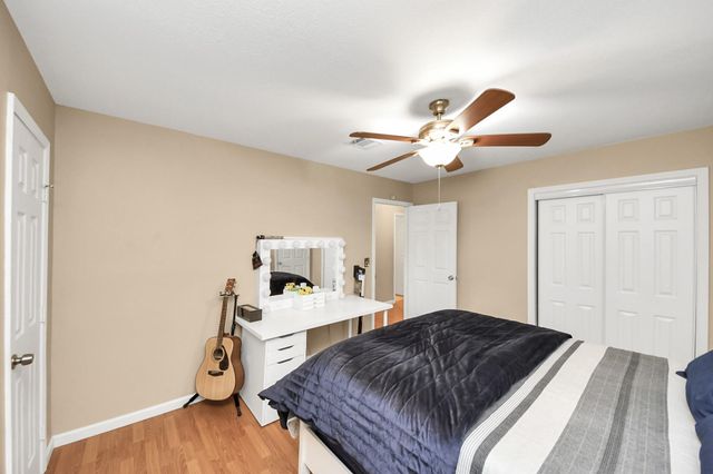 1215 Courtney Drive, Richmond, TX 77469