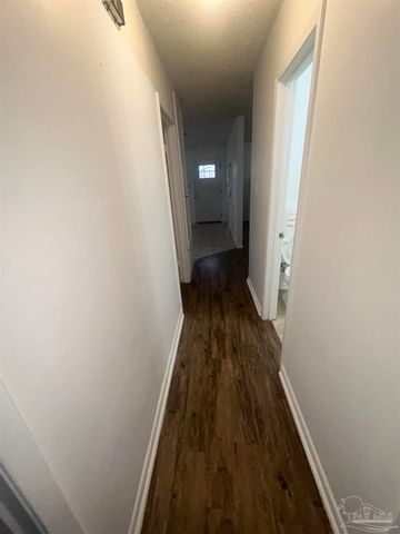 1105 W Strong St, Pensacola, FL 32501