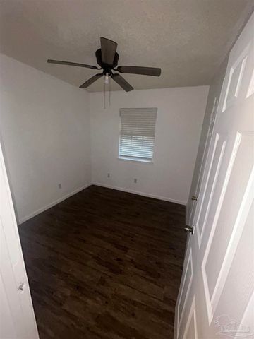 1105 W Strong St, Pensacola, FL 32501