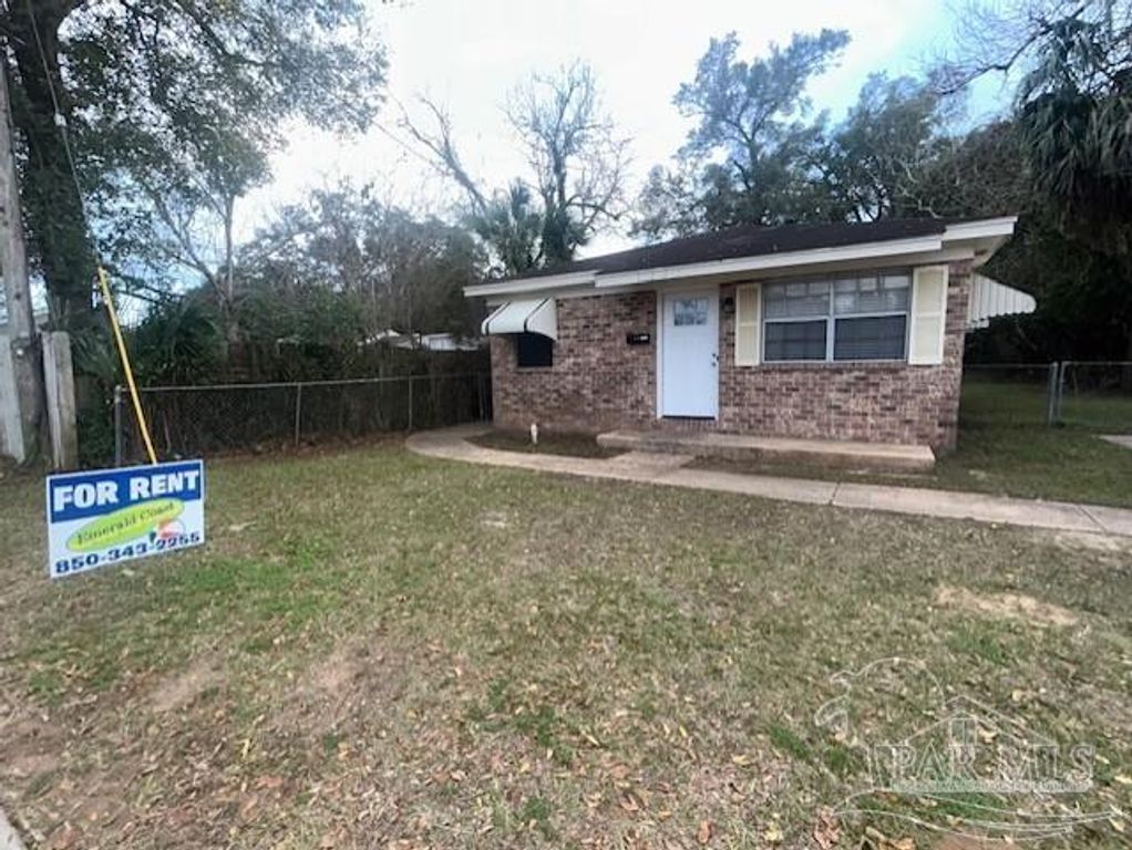 1105 W Strong St, Pensacola, FL 32501