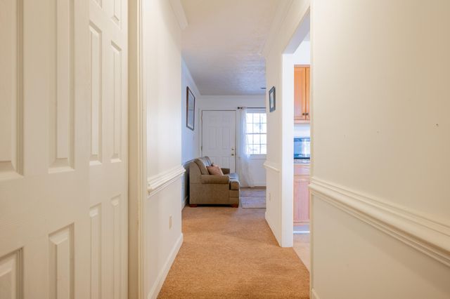 604 Surrey DR, Huddleston, VA 24104