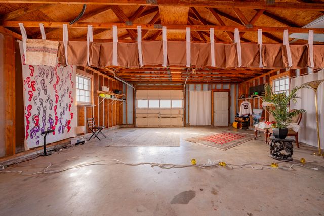 604 Surrey DR, Huddleston, VA 24104