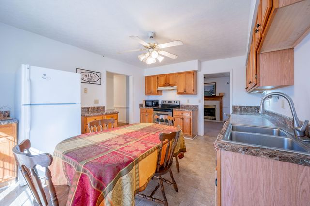 604 Surrey DR, Huddleston, VA 24104