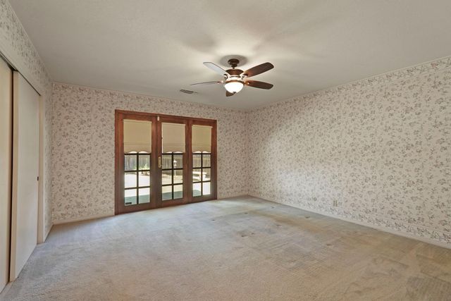872 Dorchester Cir, Lodi, CA 95240