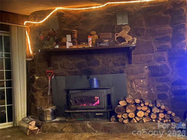 48 Mckinnish Cove Drive, Asheville, NC 28806