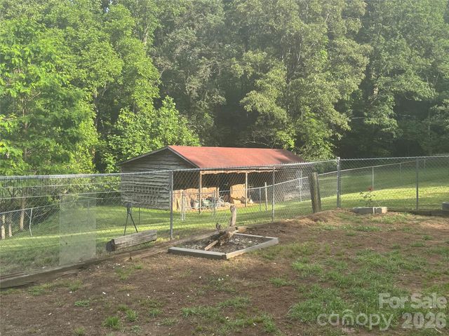 48 Mckinnish Cove Drive, Asheville, NC 28806