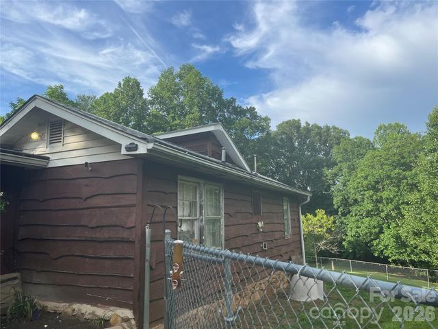 48 Mckinnish Cove Drive, Asheville, NC 28806