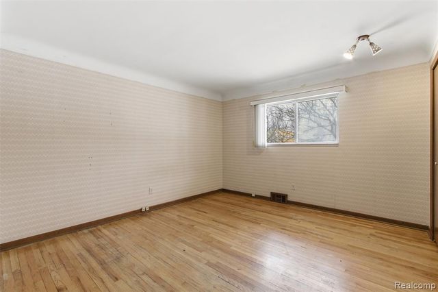 6525 Norton Drive, Troy, MI 48085