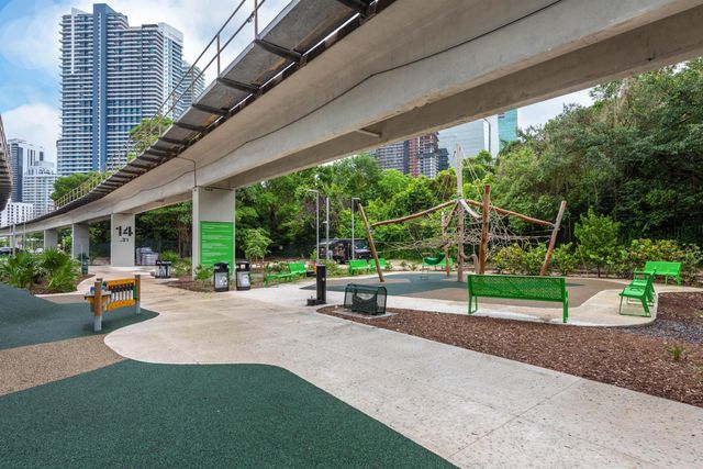 1723 SW 2nd Avenue 804, Miami, FL 33129