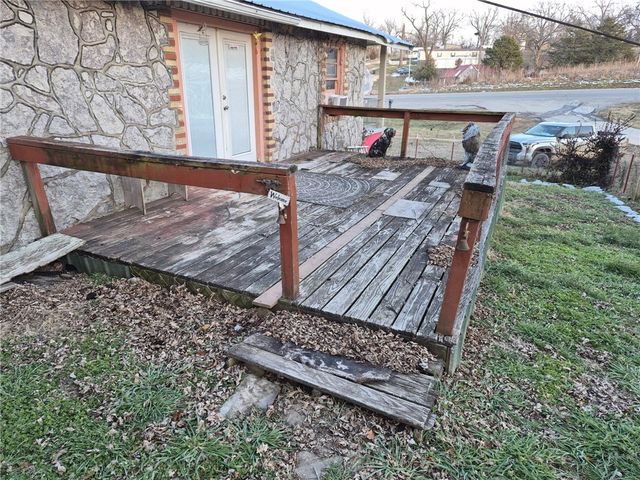 110 Highway 412, Alpena, AR 72611